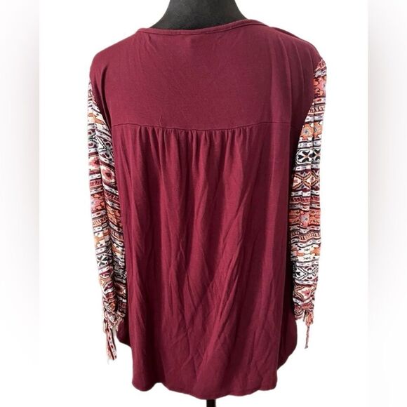 Dept222 Burgundy top with Aztec sleeves. Size Large - Picture 5 of 10